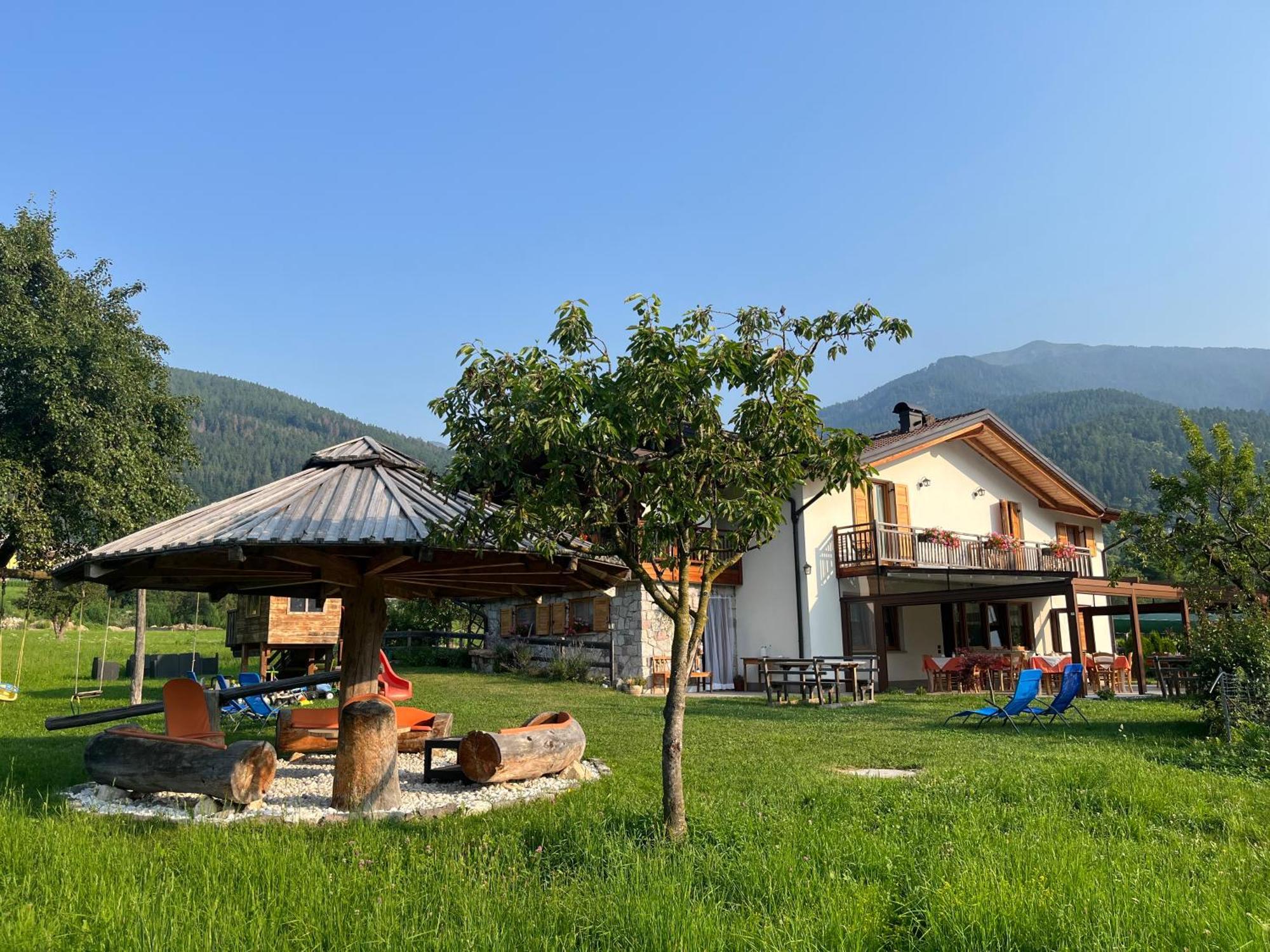 Agriturismo Fattoria Dalcastagne Torcegno المظهر الخارجي الصورة